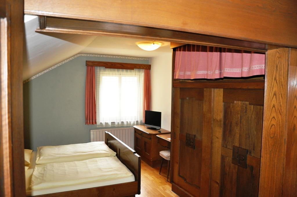 Hotel Post Großkirchheim Exteriör bild